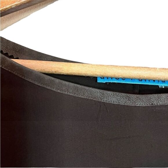 Alice‎ + Olivia 100% silk brown asymmetric  blouse - Picture 3 of 9